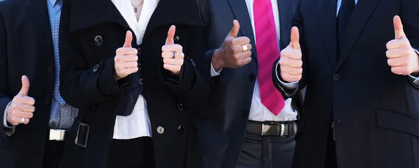 Zakelijke team in de straat — Stockfoto