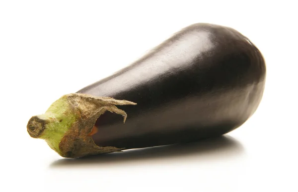 Aubergine isolée sur blanc — Photo