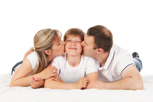 Família feliz isolado sobre fundo branco — Fotografia de Stock