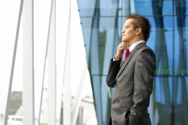 Joven hombre de negocios —  Fotos de Stock