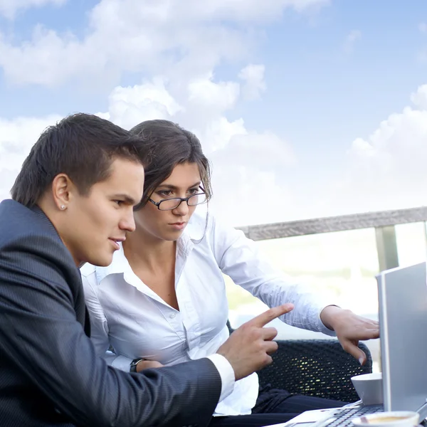 Pareja de negocios — Foto de Stock