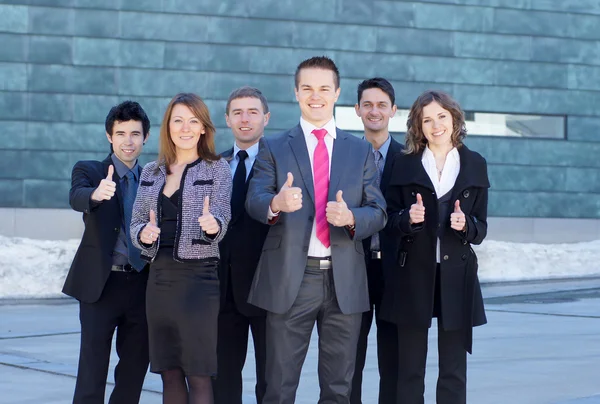 Equipe de negócios sobre fundo moderno — Fotografia de Stock