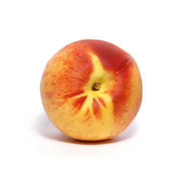 Şeftali beyazda izole edilmiş