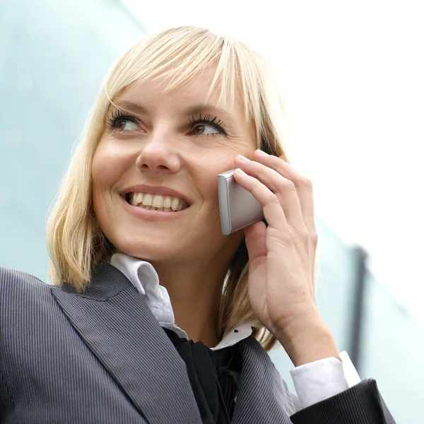 Junge sexy Geschäftsfrau — Stockfoto