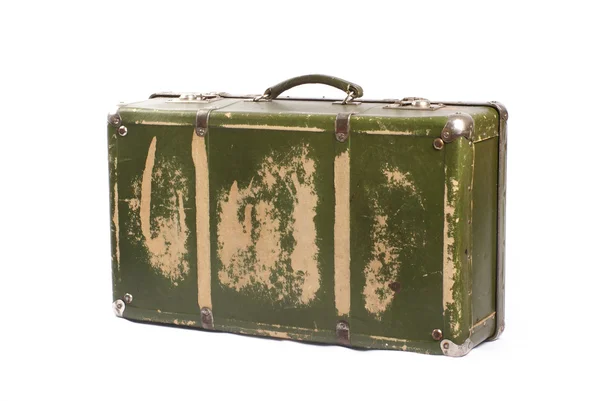 Цветная фотография старого чемодана на белом фоне — стоковое фото