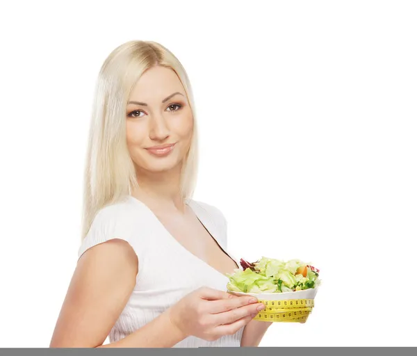 Fiatal vonzó lány, a friss és ízletes saláta — Stock Fotó