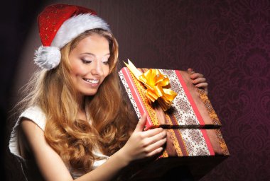 mevcut açılış genç genç kız