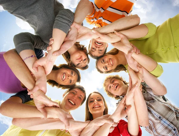 gençler üzerinde beyaz izole