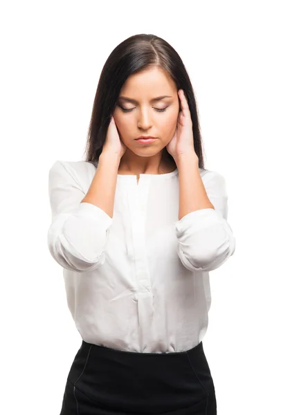 Уставшая и расстроенная деловая женщина в стрессе изолирована от белого — стоковое фото