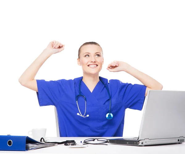 Unga, professionell och glada kvinnliga läkare — Stockfoto