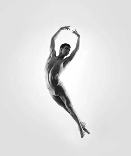 Athletic ballet dancer — Stock Photo, Image