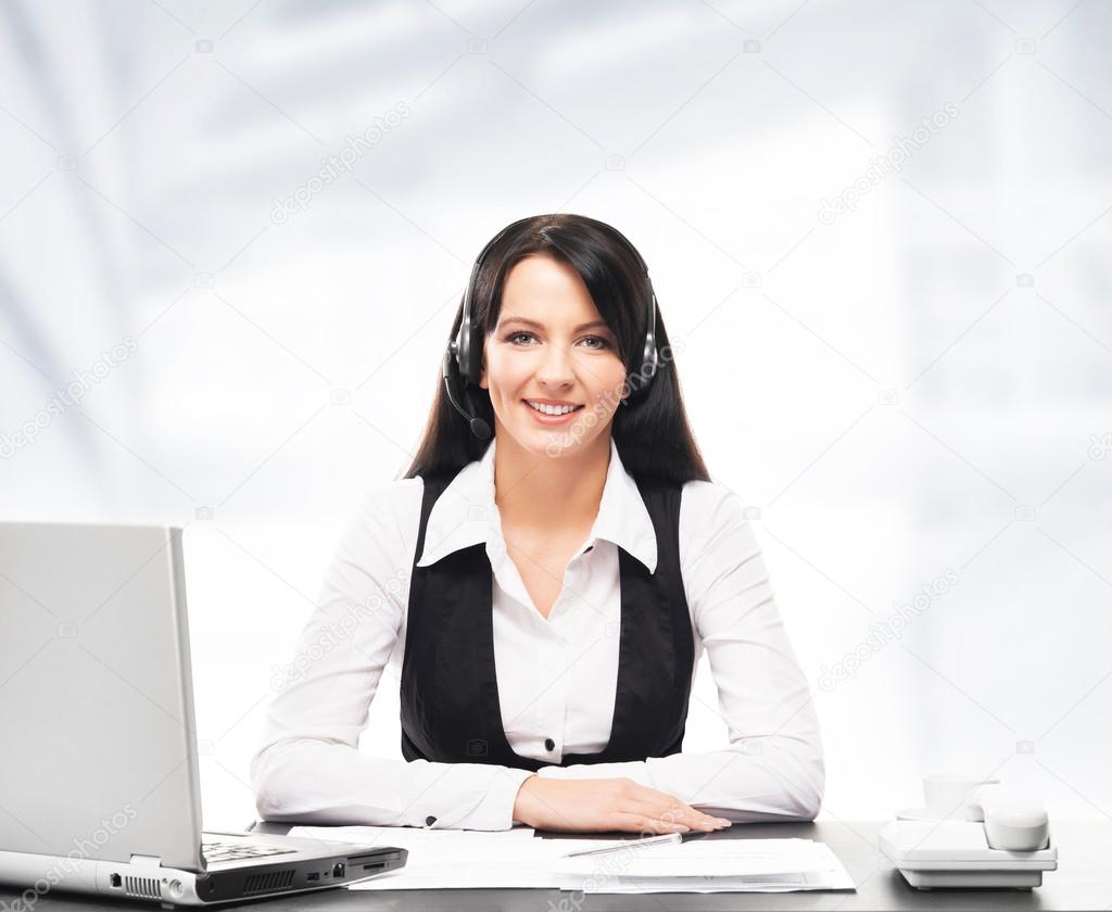 operator working in a call center