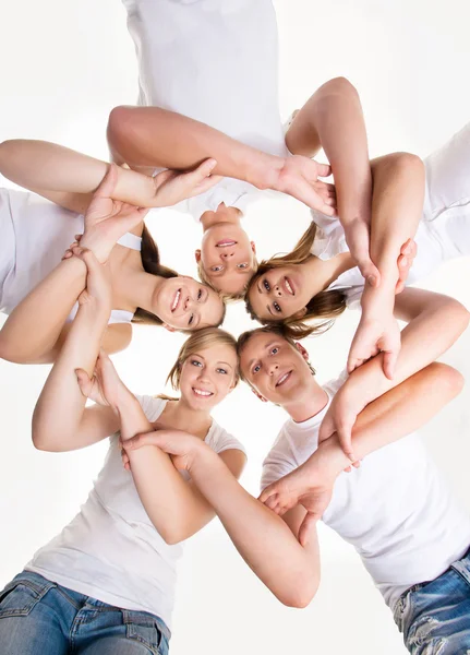 Sonrientes amigos adolescentes — Foto de Stock