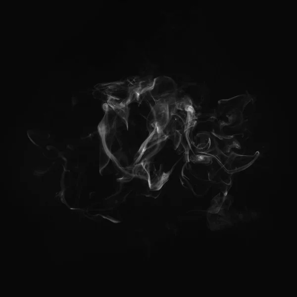 Textura de humo abstracta sobre negro. Niebla en la oscuridad. —  Fotos de Stock