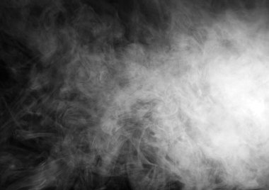 Siyah üzerine soyut duman dokusu. Karanlıkta sis..