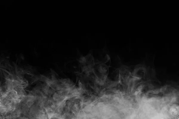 Abstracte rooktextuur boven zwart. Mist in de duisternis. — Stockfoto