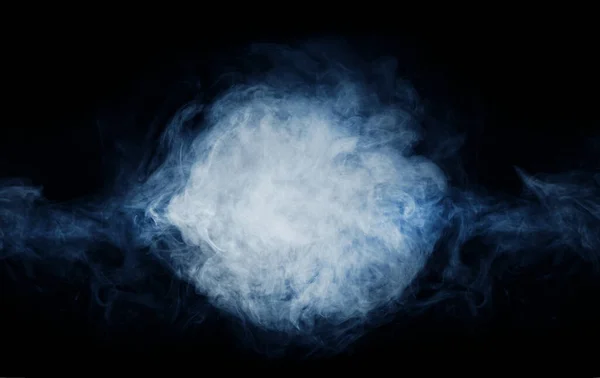 Abstrakt rökstruktur över svart. Dimma i mörkret. — Stockfoto