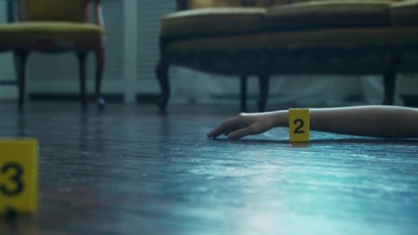 Closeup of a Crime Scene in a Deceased Persons Home. Dead man, Police Line, Clues and Evidence. Serial Killer and Detective Investigation Concept. — Stock videók