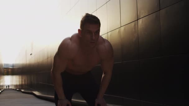 Young Muscular Man Doing Sports Sunset Training Young Strong Athlete — Stock Video
