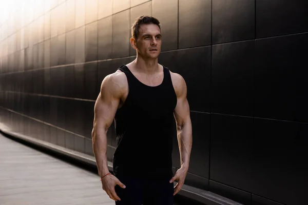 Young Muscular Man Doing Sports Sunset Training Young Strong Athlete — Stock Photo, Image