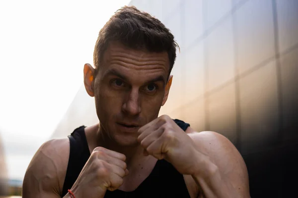 Young Muscular Man Doing Sports Sunset Training Young Strong Athlete — Stock Photo, Image