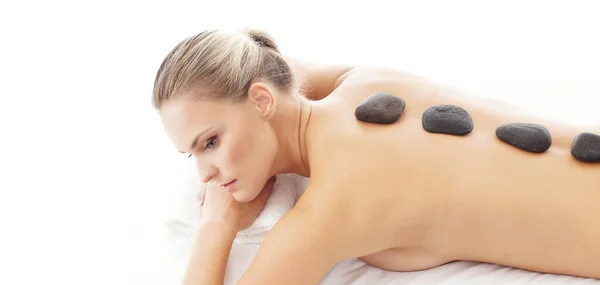 Donna Giovane Bella Sana Nel Salone Termale Massaggio Tradizionale Trattamenti — Foto Stock