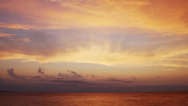 Timelapse Sunset Cumulus Clouds Flying High Beautiful Blue Sky Sun — Stockvideo