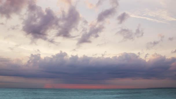 Timelapse Sunset Cumulus Clouds Flying High Beautiful Blue Sky Sun — Stockvideo