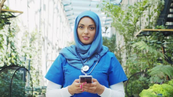 Professional Muslim Medical Doctor Works Front Hospital Office Portrait Young — Stock videók