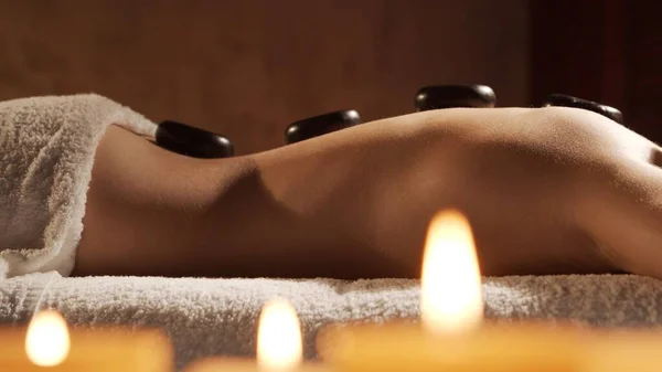 Young Healthy Beautiful Woman Gets Massage Therapy Spa Salon Concept — стоковое фото