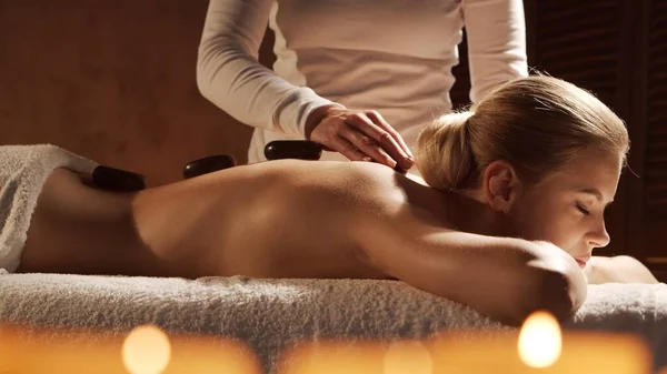 Young Healthy Beautiful Woman Gets Massage Therapy Spa Salon Concept — стоковое фото