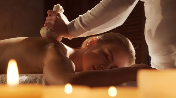 Young Healthy Beautiful Woman Gets Massage Therapy Spa Salon Concept — 图库照片
