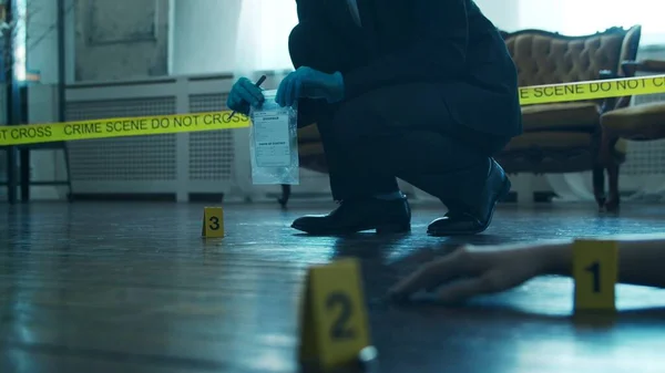 Detective Collecting Evidence Crime Scene Forensic Specialists Making Expertise Home — Stok fotoğraf