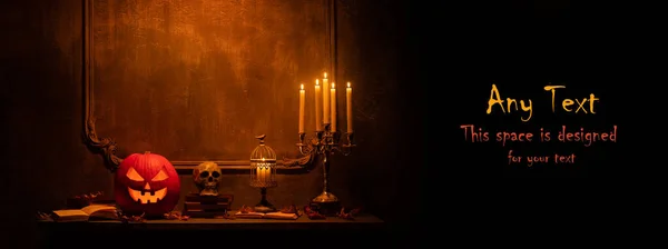 任意のテキストのコピースペースを持つハロウィーンの背景 古代ゴシックの暖炉で怖いカボチャと古い頭蓋骨 ハロウィーン 魔女と魔法の概念 — ストック写真
