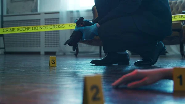 Detective Collecting Evidence Crime Scene Forensic Specialists Making Expertise Home — Photo