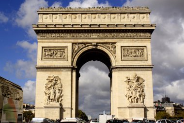 Paris Fransa