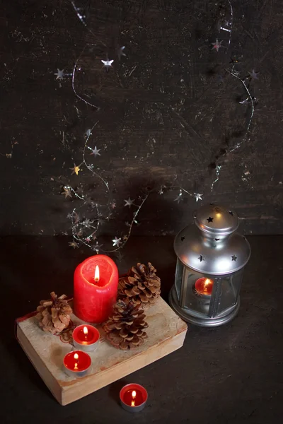 Vánoční ozdoba se svíčkami — Stock fotografie