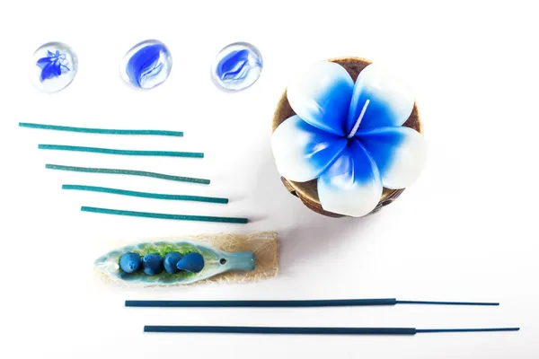 Aromaterapi çiçek mum ve tütsü ile ayarla — Stok fotoğraf