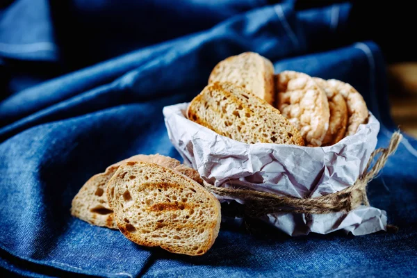 新鮮な揚げパン — ストック写真