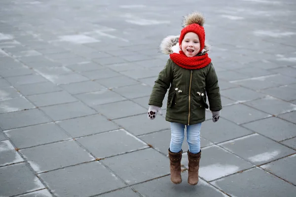 Sweet Little Funny Girl Trendy Outfit Walking Dancing Street Having — Foto Stock