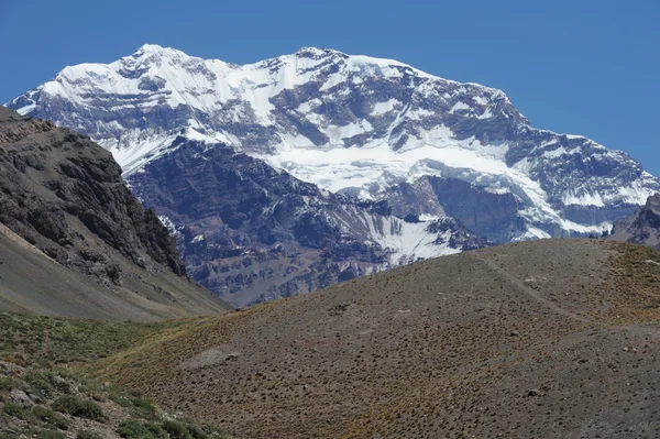 La pared sur de la montaña del Aconcagua — Foto de Stock