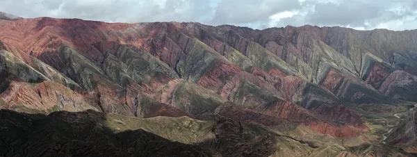 Hornocal massive of Quebrada de Humahuaca — Stock Photo, Image