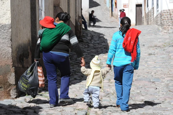 Inhemska byn iruya på argentina Anderna — Stockfoto