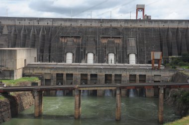 Itaipu hidroelektrik enerji Barajı