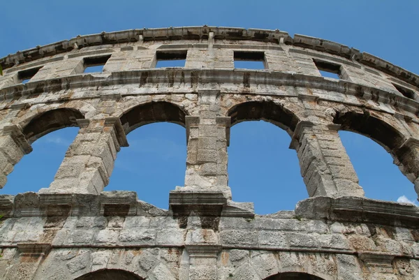 De Romeinse anfitheater van pula — Stockfoto