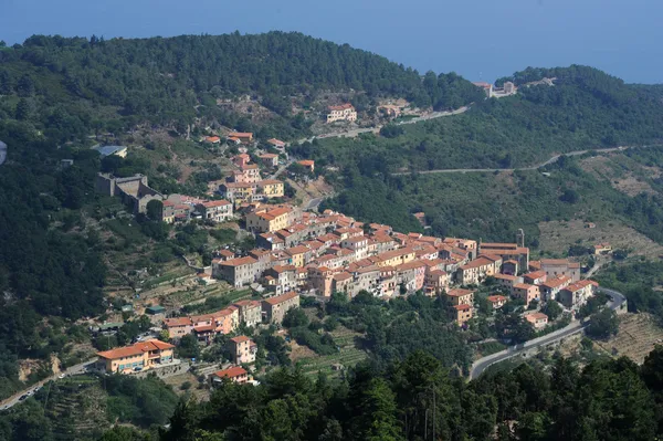 El pueblo de Marciana en la isla de Elba — Foto de Stock