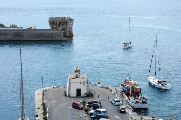 Linguella башта, також відомий як напрямку Martello башта — стокове фото