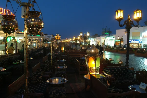 Calle peatonal en Sharm el Sheik en Egipto — Foto de Stock