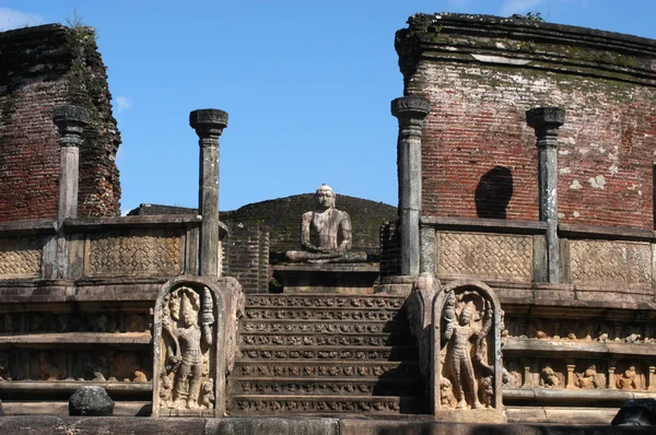 Gamla vatadage från 12 centory på polonnaruwa på sri lanka — Stockfoto