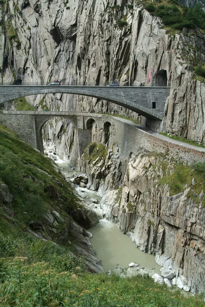 Devil's Bridge on Swiss alps — Stock Photo, Image
